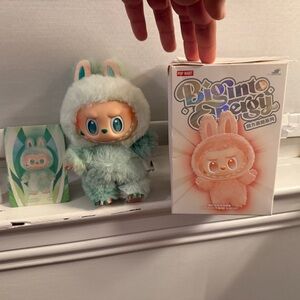 BIG INTO ENERGY SERENITY BRAND NEW